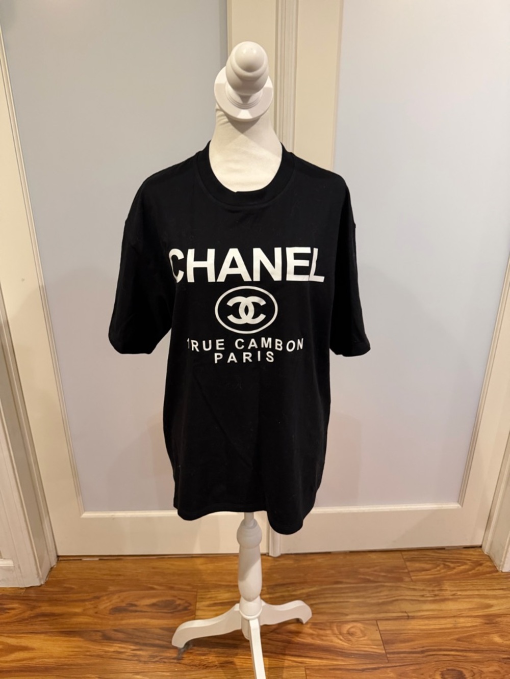 FASHION Black Logo Crewneck T-Shirt